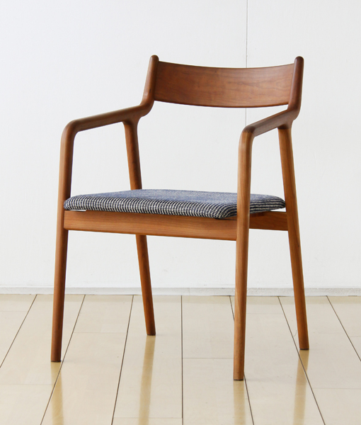 chair_0026_bc_holly1_plain_06_01_600px